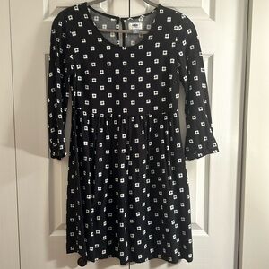 Old Navy Dress 3/4 Length Sleeves Size XS Navy and White